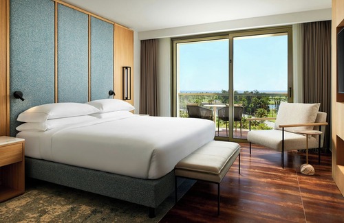 Vale de Parra Hotel | Indulgent NAU Salgados Palace - All-Inclusive Family Retreat