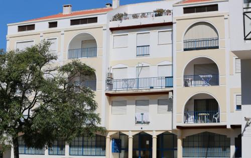 Altura Apartment | Oceanfront AlgarveInn: Family-Friendly with Stunning Views