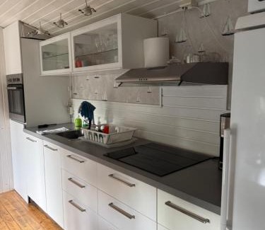 Ingaro House | Family-Friendly Stay at Älgdals Villa with Pet Amenities