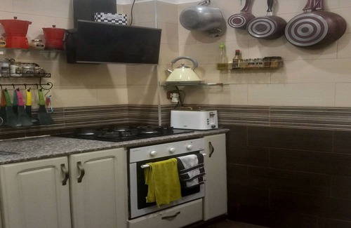 Sidi M'Hamed Apartment | Stylish Alger Centre Apartment with Free Internet & Breakfast