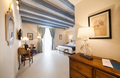 Ortigia Hotel | Discover Algila' Ortigia Charme Hotel: Ocean Views & Spa