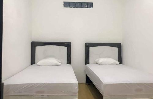 Bogor Barat Hotel | Comfortable Algira Guest House Syariah in Bogor