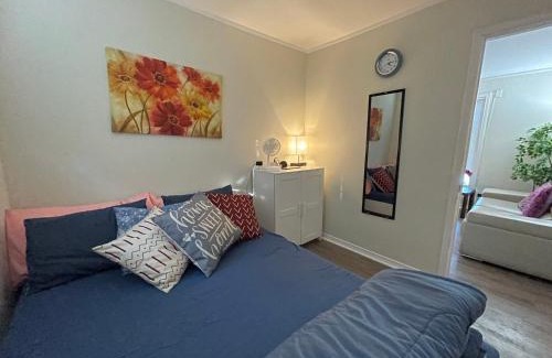 Highlands East Apartment | Welcoming Janis Cottage: Oceanfront Stay for 6-8 Guests