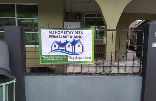 Kampung Sungai Terjun House | Family-Friendly Ali Homestay in Bukit Kuang - Rated 9.3