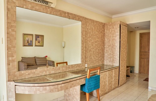 Gambir Hotel | Budget-Friendly Alia Boutique Pasar Baru with Family Amenities