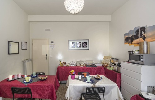 Pisa House | Relax at Aliante B&B with Pool, Ocean View & Breakfast