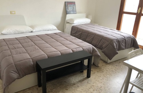 Pisa House | Relax at Aliante B&B with Pool, Ocean View & Breakfast