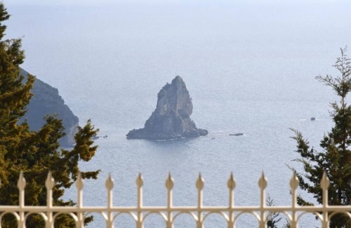 Corfu Apartment | Explore Alibertini Studios: Pet-Friendly & Family-Oriented