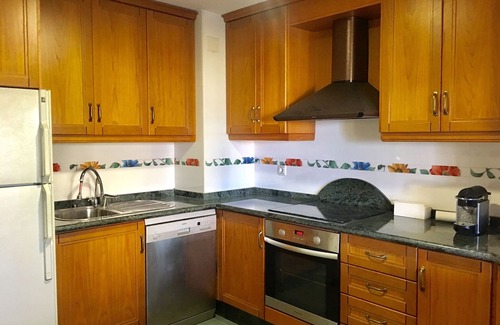 Alicante City Centre Apartment | Seaview Apartment with Spa & Oceanfront Access in Alicante