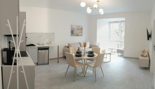 Gliwice Apartment | Guest Rated 9.5: Family-Friendly Alice Apartment Awaits