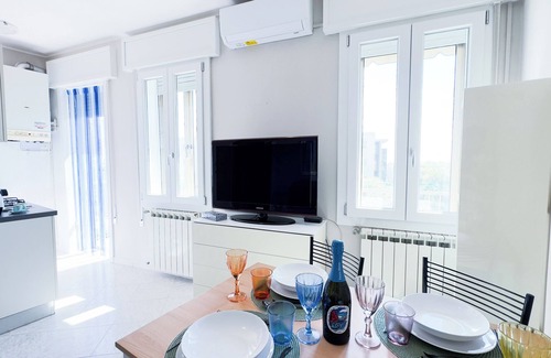 Chioggia Apartment | Cozy Alice One Bedroom Apartment with Pet-Friendly Perks