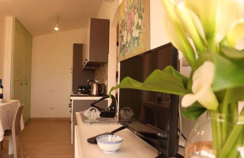 Sa Castangia Apartment | Scenic Vista Panoramica Just 5 Minutes from Lago Liscia