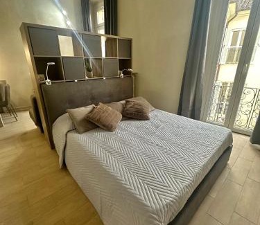 Vercelli Apartment | Exceptional Family Retreat at Alice in Centro Hotel
