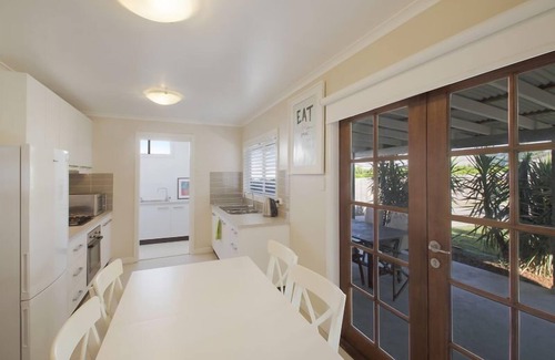 Cessnock Cottage | Discover Alice's Cottage in Cessnock - Family-Friendly Stay
