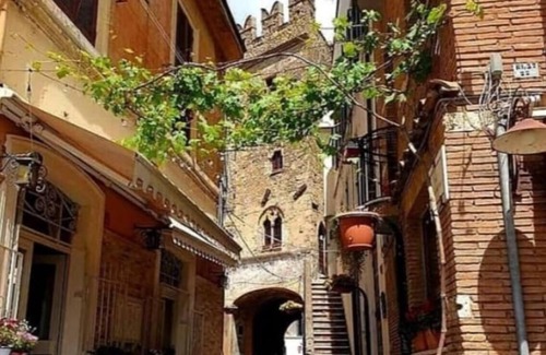 Nettuno Apartment | Alice's House a stone's throw from the sea and the old town of Neptune
