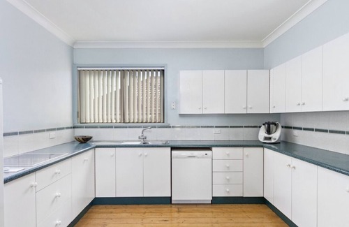 Cessnock House | Discover Alices Place: 6-Bed Home in Hunter Valley