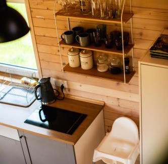 Marciszow House | Top-Rated Alicjówka - Cozy Cabin with Hot Tub & Kitchen