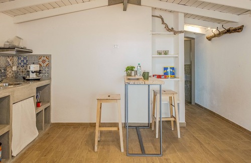 Santa Flavia House | Oceanfront Alicudi Studio with Pool & Dining Options