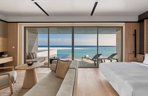 Raa Atoll Hotel | Indulge at Alila Kothaifaru Maldives - 5-Star Oasis