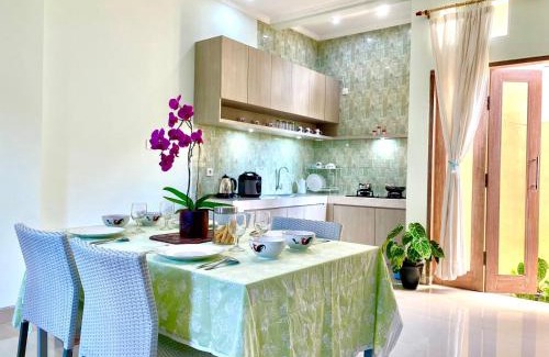 Batubulan House | Exceptional Alinka's Homestay: Family-Friendly Retreat
