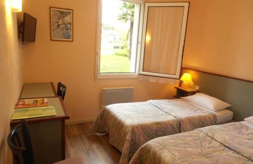 Bas-Mauco Hotel | Enjoy a Family-Friendly Stay at Hôtel Restaurant Alios