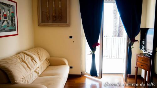 Montesilvano House | Alisea - Camere in villa con Piscina e parcheggio gratuito