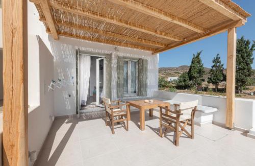 Kimolos Apartment | Oceanfront Alisea Resort: Rated 9.4, Pet-Friendly Retreat
