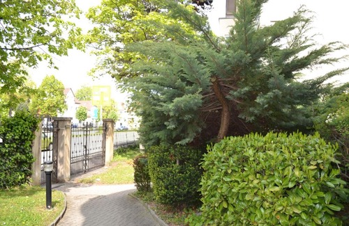 Ludwigsburg-Sud Apartment | Pet-Friendly Alissa: Rated 7.9/10 for Unforgettable Stays