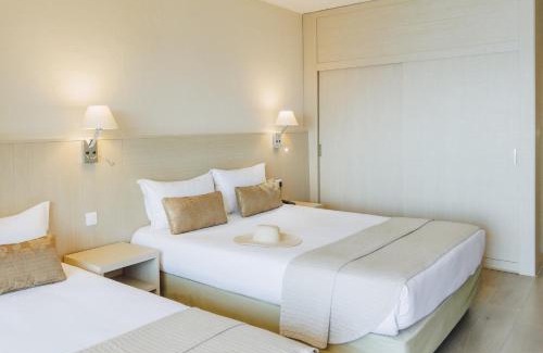 Ville-di-Pietrabugno Hotel | Experience Alivi: 4-Star Hotel with Oceanfront Bliss