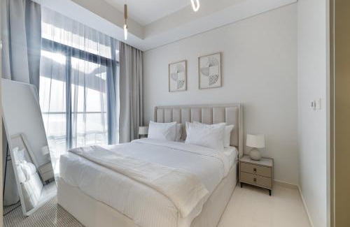 Sheikh Zayed Road Apartment | Aliving Luxury Furnished 2BR apartment Business Bay