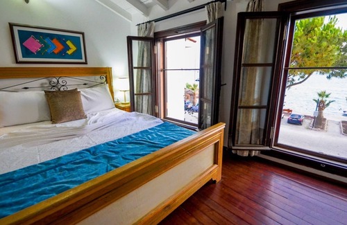 Ayvalik Bed & Breakfast | Discover Aliye Hanım: Highly Rated with Family-Friendly Amenities