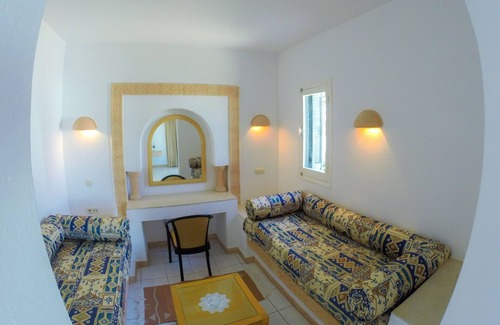 Mezraia Hotel | Relax at Aljazira Beach & Spa: Families and Couples Retreat