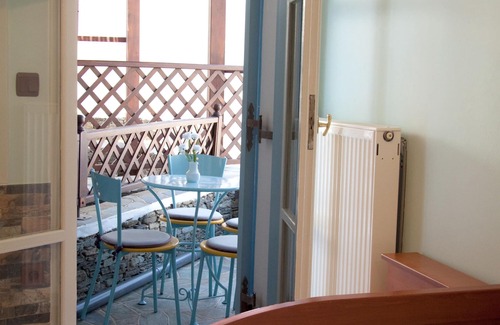 Kamares Hotel | ALK Hotel: Ocean View Rooms with Top Guest Rating 9.2/10