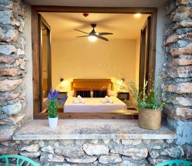 Casas del Cerro Hotel | Alkalea Hospedería: Guest Rated 9.3 with Pet-Friendly Amenities