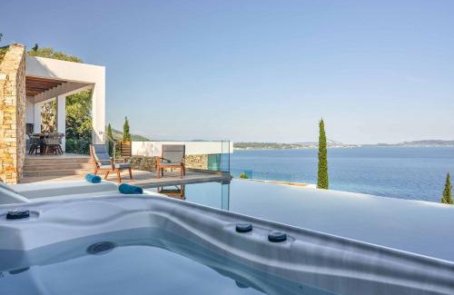 Marathias Villa | Discover Alkyonides Feather: Family-Friendly with Pool