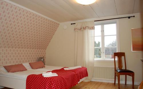 Morbylanga Hotel | Allégården Kastlösa Hotell: Family-Friendly Retreat with Pool