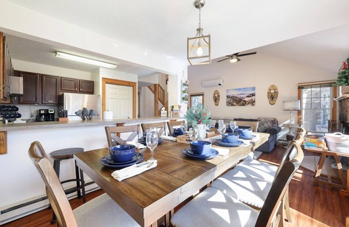 Tannersville House | Top-Rated Retreat Steps from Camelback Mountain Trails