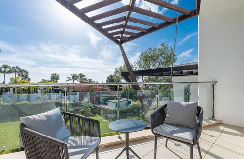 Marbella Villa | Experience Meisho Hills: Oceanfront Spa & Pool Retreat