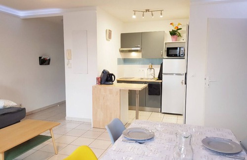 Carcassonne Apartment | Comfortable Retreat with Stunning Pyrenees Views & Amenities