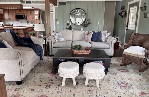 Coldspring House | Scenic Retreat on Beautiful Lake Livingston with Pool Access