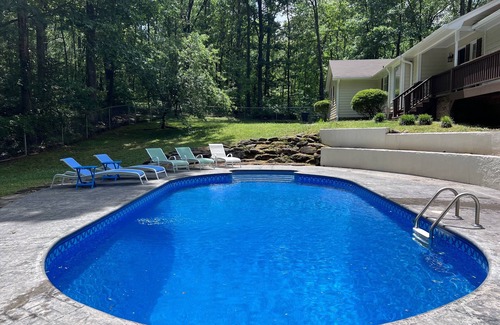 Cliftondale House | Secluded Home with Pool & Ocean Views - 10/10 Guest Rated