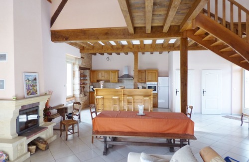 Salagnac Cottage | Perfect Getaway at Salagnac Pool for Family and Friends