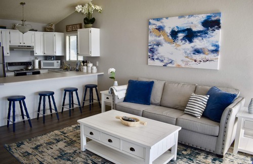 Osage Beach Condo | Ultimate Retreat: Fishing, Boating & Relaxation Awaits