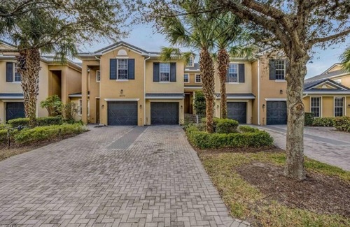 River Hall Condo | All-Inclusive Golf Resort with Lake View and Great Amenities