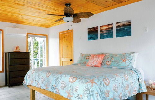 Kemps Bay Resort | Oceanfront Resort for 24 Guests with Top-Rated Amenities