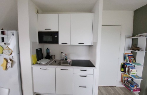 Saint-Briac-sur-Mer Apartment | All mod cons apartment with sea view and pools. Vast Longchamp beach 5 min walk