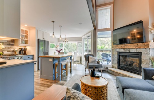 Warren Condo | Unforgettable Warren Mountain Getaway with Spa & Pool Access
