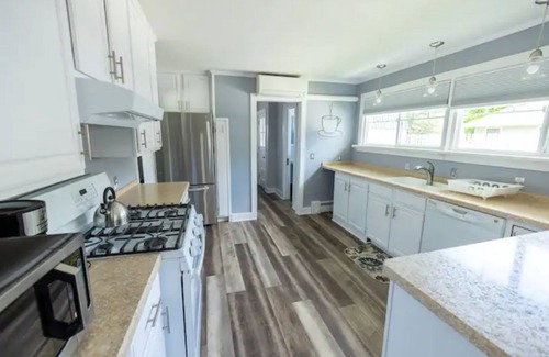 Prudenville House | Top-Rated All-Seasons Houghton Lake Family Getaway