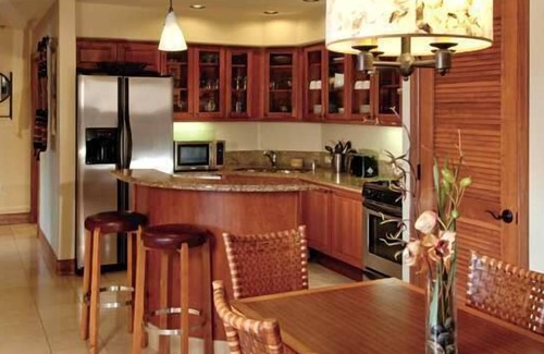Peak 9 Hotel | Cozy All-Suite Hotel with Fireplace & Kitchen at Peak 9