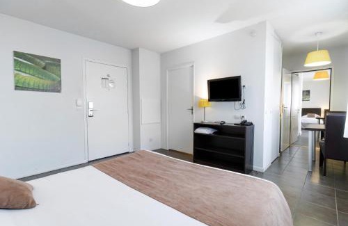 Pau Nord Apartment | Pet-Friendly All Suites Pau – Zénith with Top Amenities